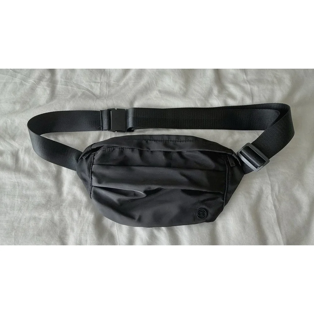 Black Belt Bag Fanny Pack Crossbody Sling Adjustable Strap Travel Waist Pack